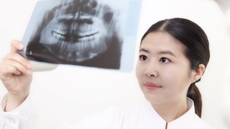牙科诊所加盟，哪些条件是关键？**
